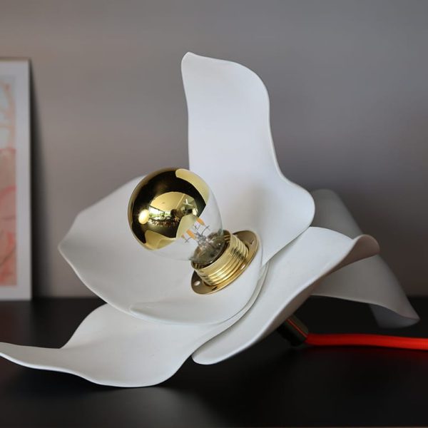 FLEUR-D-ARGILE-Luminaires-Alice-ROCQUET-5